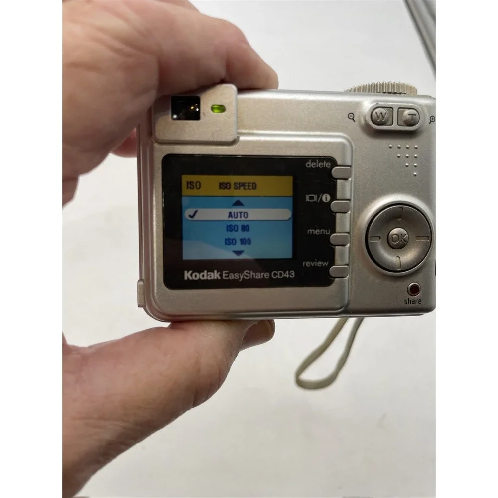 Kodak EasyShare CD43 4MP CCD Digicam Digital Camera + 2AA's  - Tested!